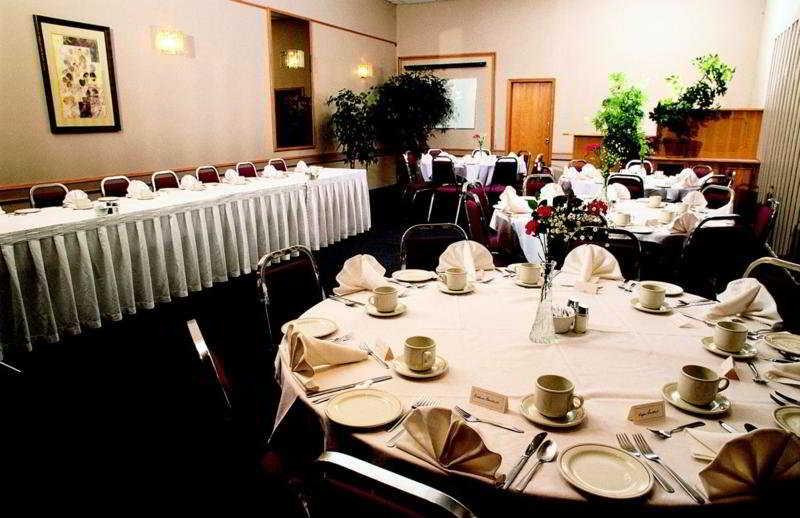 Heritage Inn Hotel & Convention Centre - มูส จอว์ ภายนอก รูปภาพ
